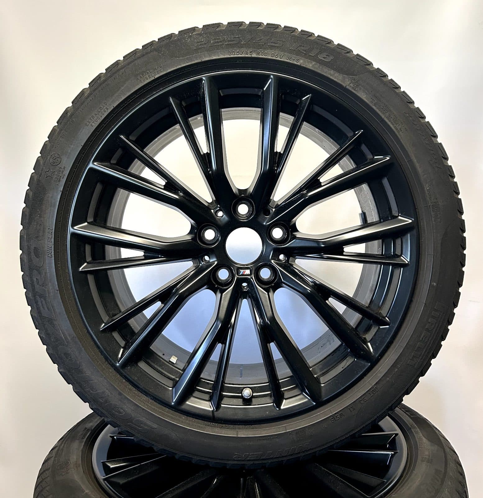 BMW 3-Serie 4-Serie G20-26 796M Velgen + Winterbanden